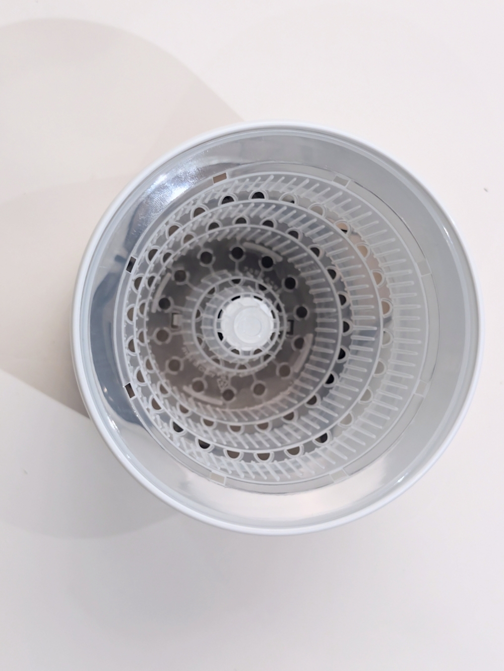 MESHPOti White Modern Small Orchid Planter With Removable Mesh Pot. 5 Inch - Picture 4 of 4